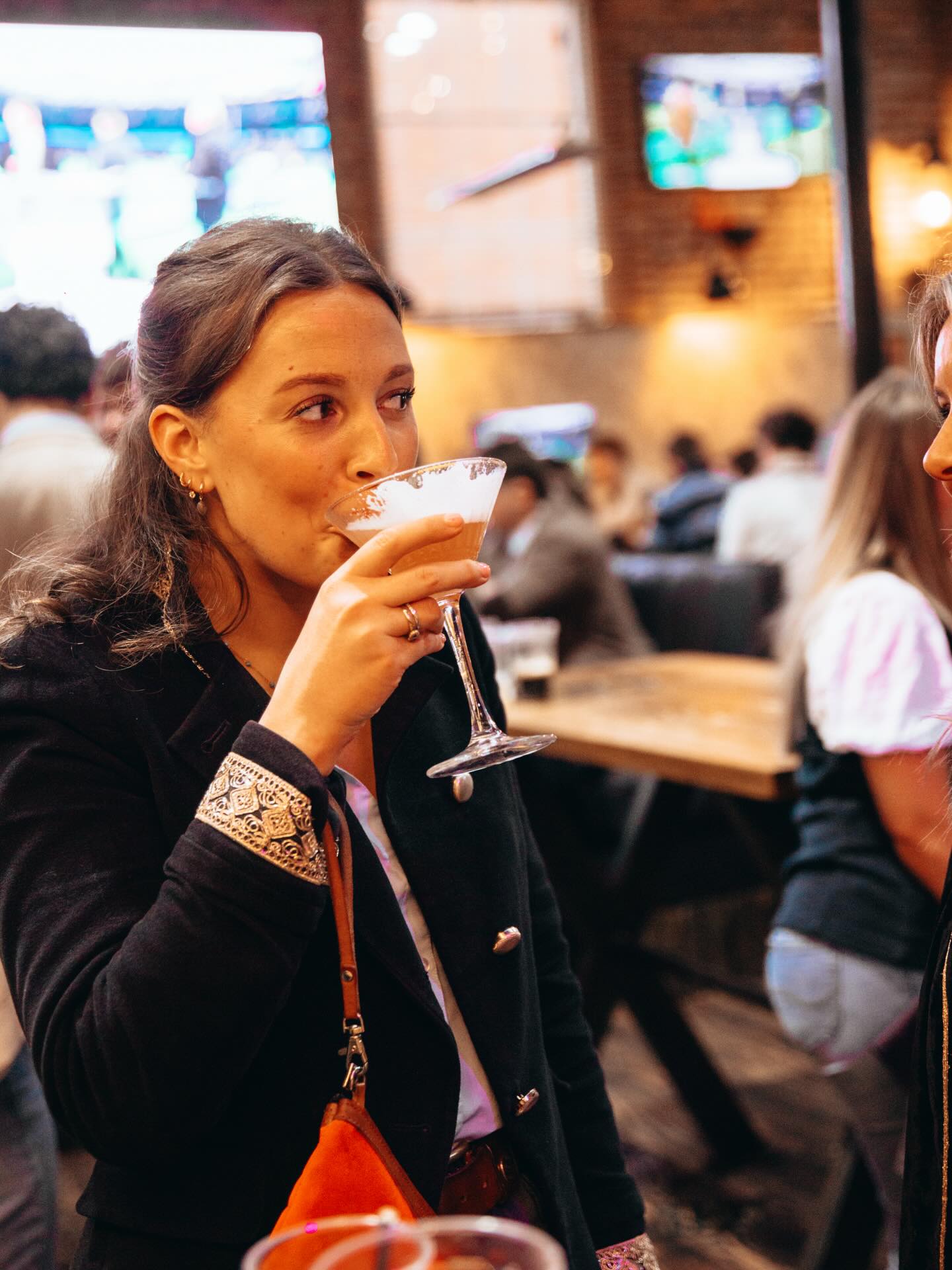 Fusion Bar atmosphere with ambient lighting